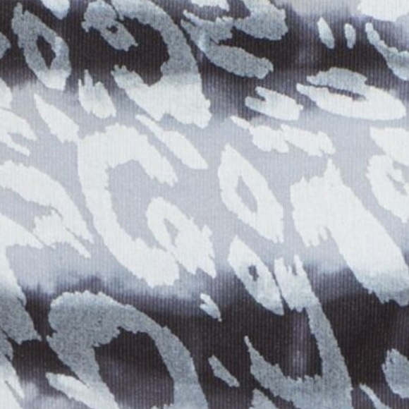 Lucky Brand Swimwear “Untamed” Ruffle 2 Piece Bikini Set Sz L - Picture 10 of 14